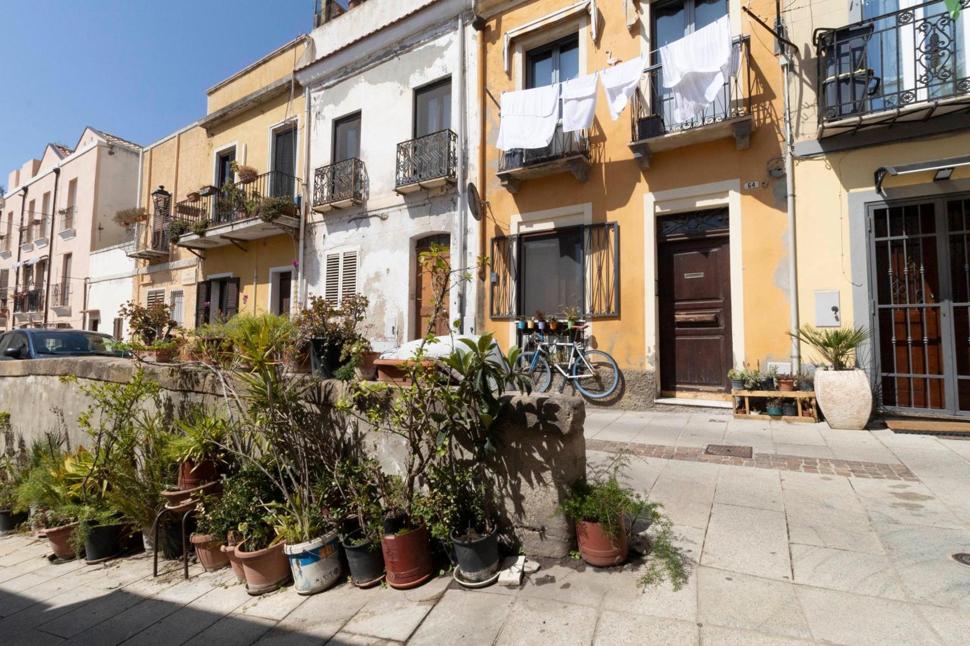 Laribiancos Cagliari Centro Storico Apartamento Exterior foto