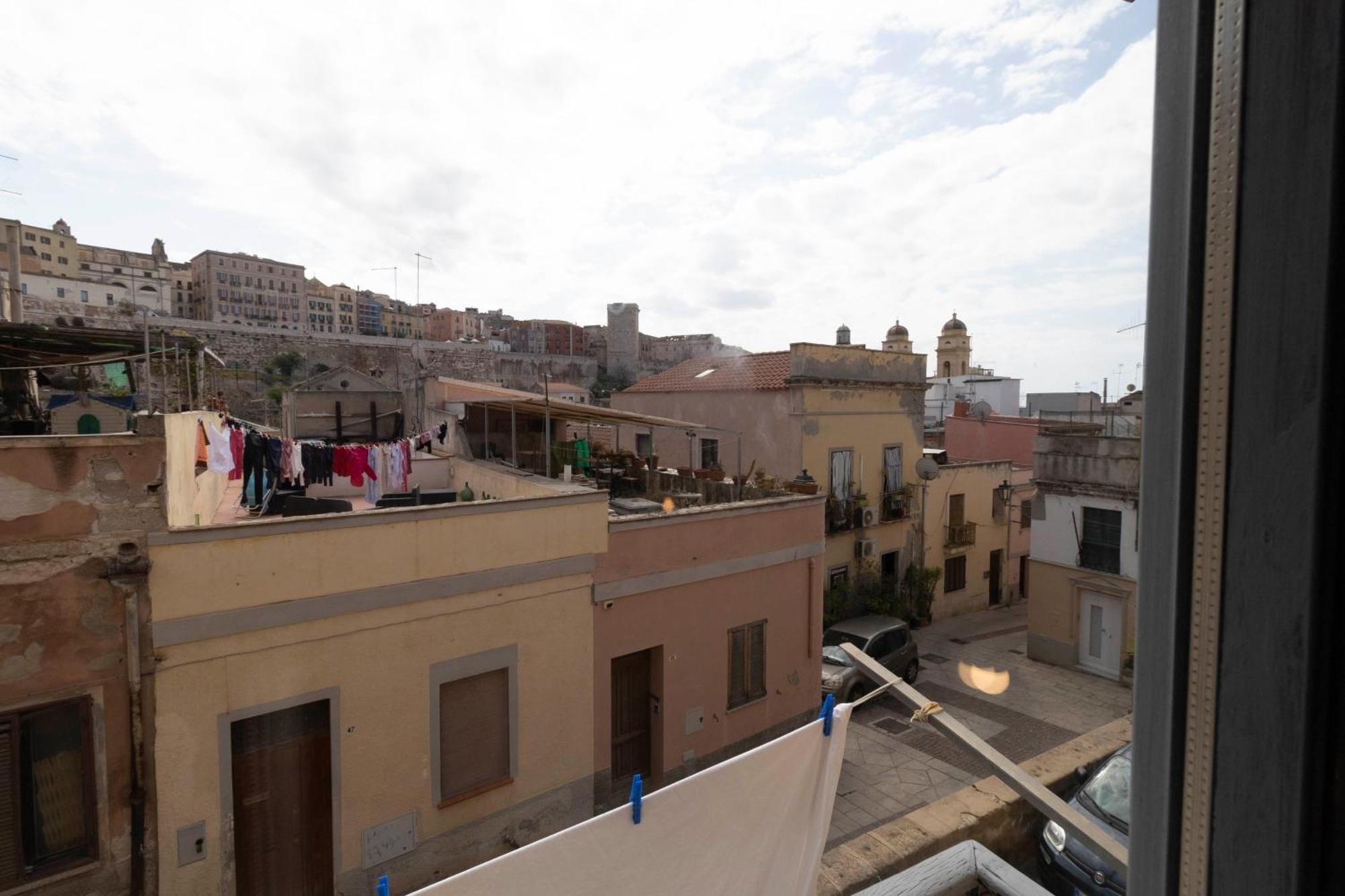 Laribiancos Cagliari Centro Storico Apartamento Exterior foto
