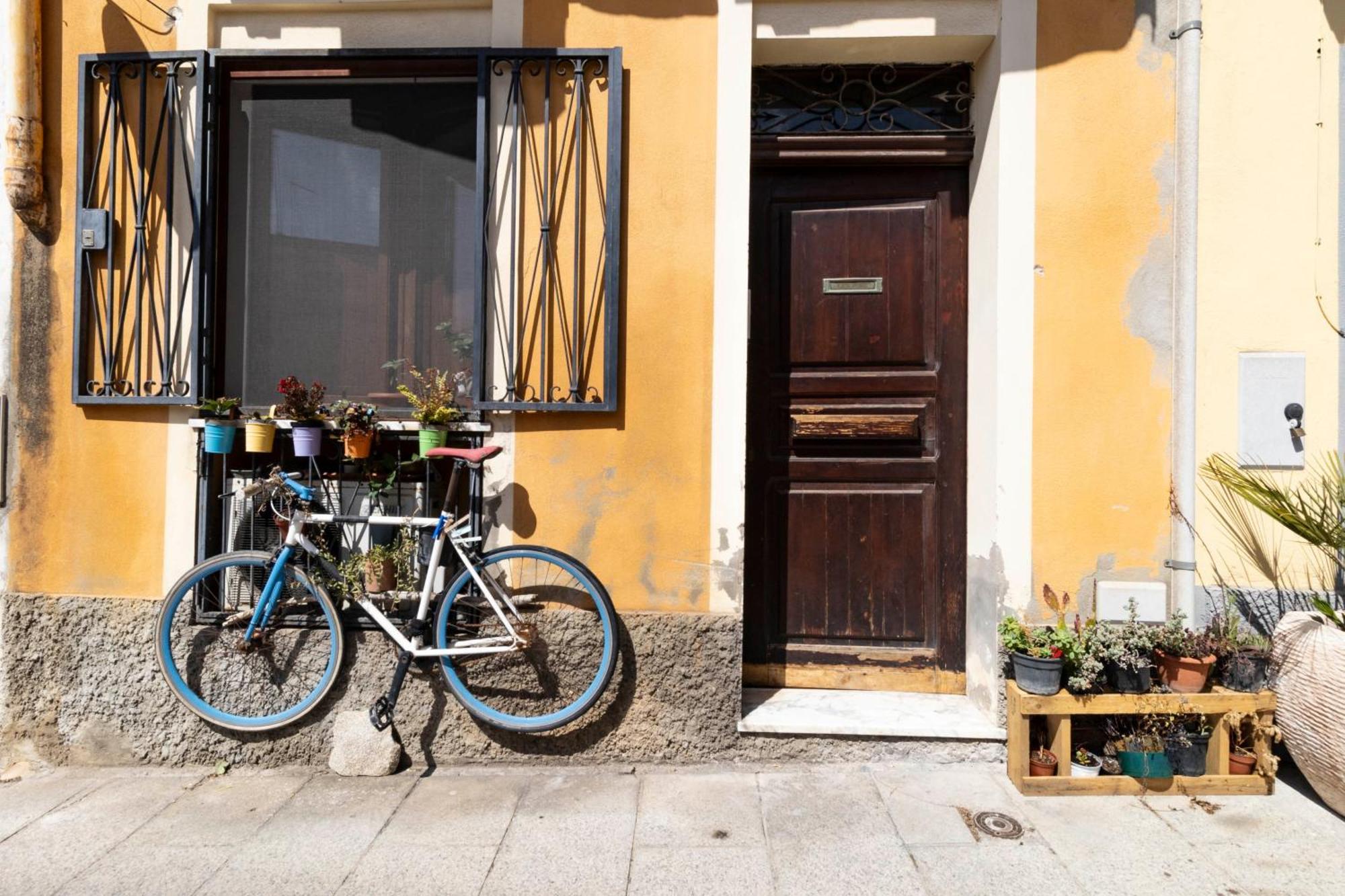 Laribiancos Cagliari Centro Storico Apartamento Exterior foto
