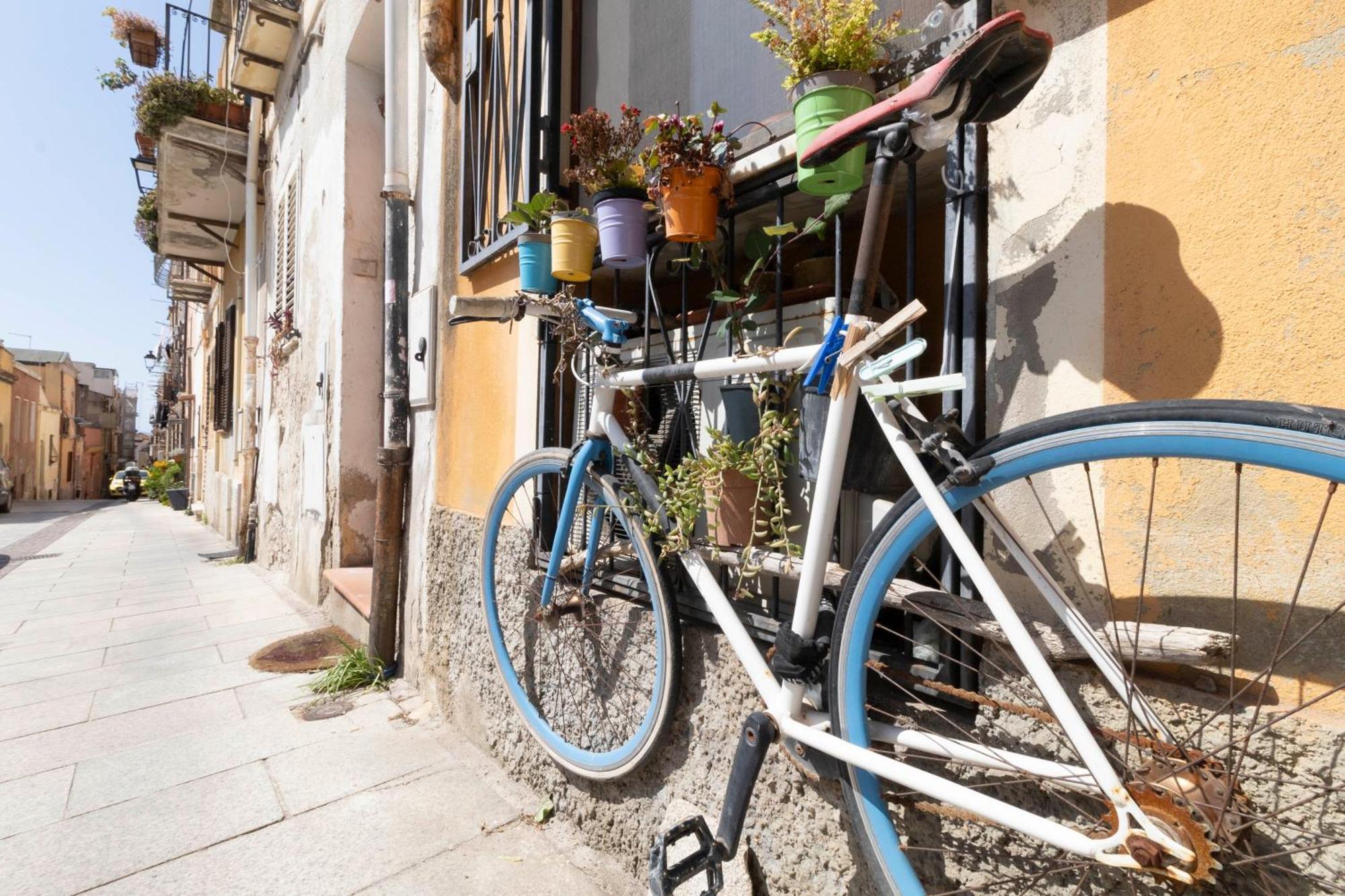 Laribiancos Cagliari Centro Storico Apartamento Exterior foto